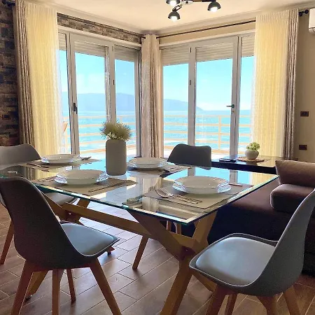 Eka Luxury Beachfront One-bedroom *