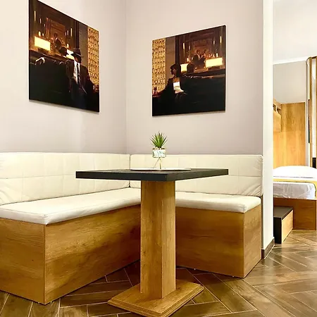 Eka Luxury Beachfront One-bedroom Vlorë
