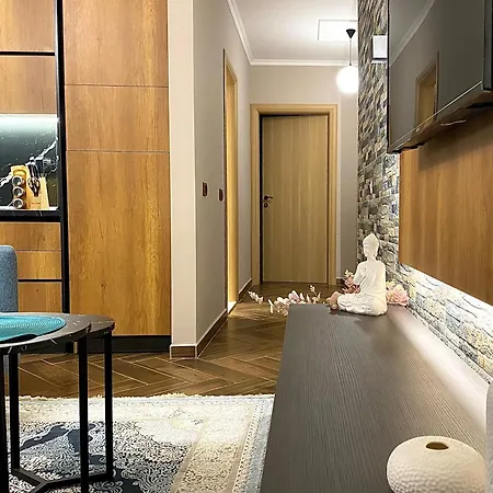 Eka Luxury Beachfront One-bedroom Vlorë