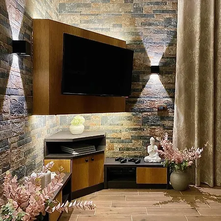 Eka Luxury Beachfront One-bedroom Wlora