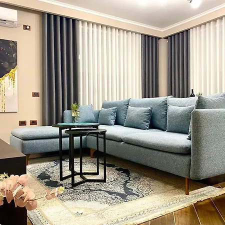 Apartament Eka Luxury Beachfront One-bedroom Wlora