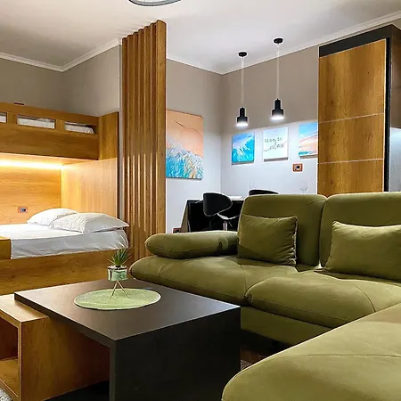 Eka Luxury Beachfront One-bedroom Apartament