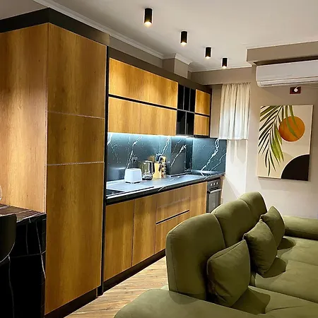 Eka Luxury Beachfront One-bedroom Apartament Wlora