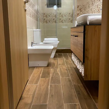 Eka Luxury Beachfront One-bedroom Apartament